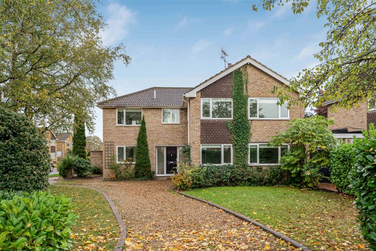 Brackendale Grove, Harpenden, AL5 3EL